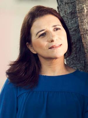 Elia oliveira